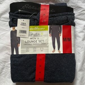 Eddie Bauer two pieces Men's Lounge Set in color a blue. Size M